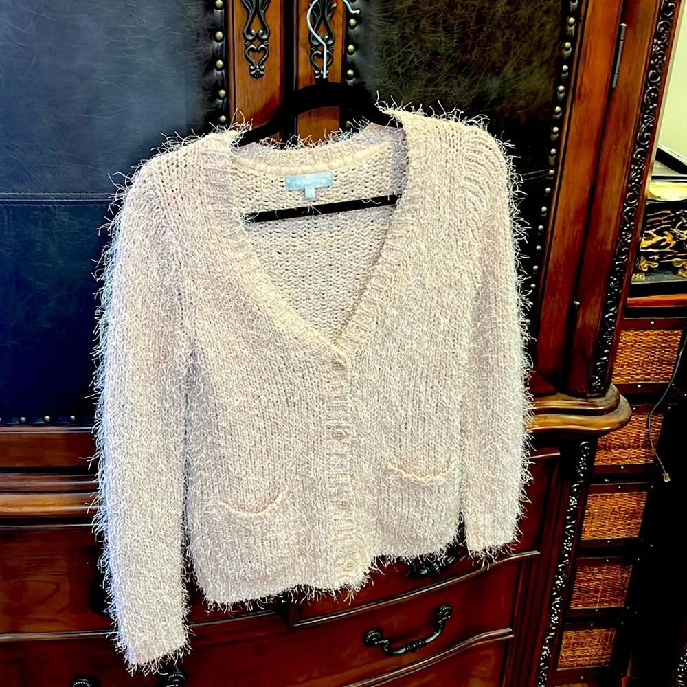 Cardigan - Picture 1 of 6